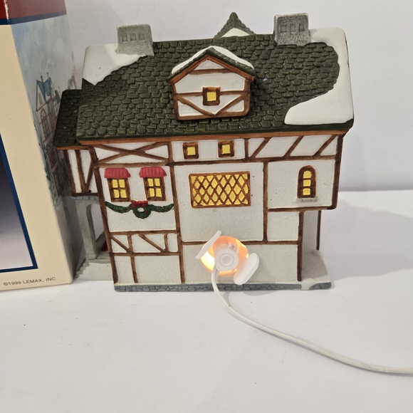 Coca-Cola Christmas Village Town Square Movie Theater Collection Lights Up - Picture 2 of 13